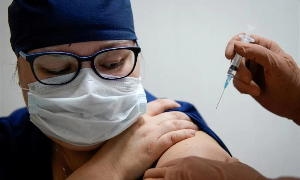 Βέλγιο: Με πυρετώδεις διαδικασίες συνεχίζονται οι εμβολιασμοί